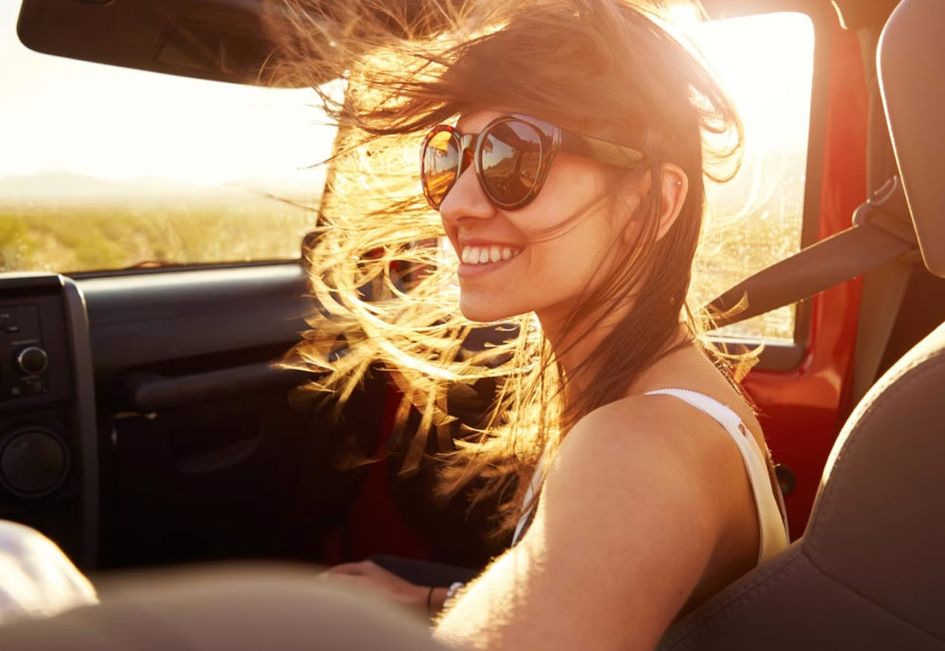 Autoescuela Monte mujer sonriendo